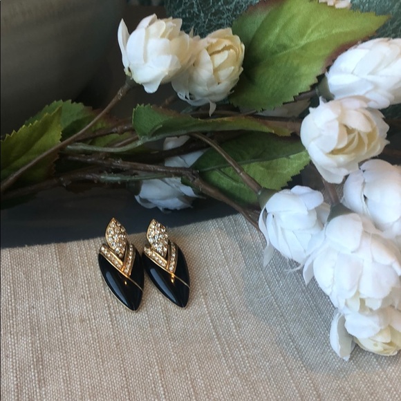 Swarovski Jewelry - Swarovski crystal earrings vintage